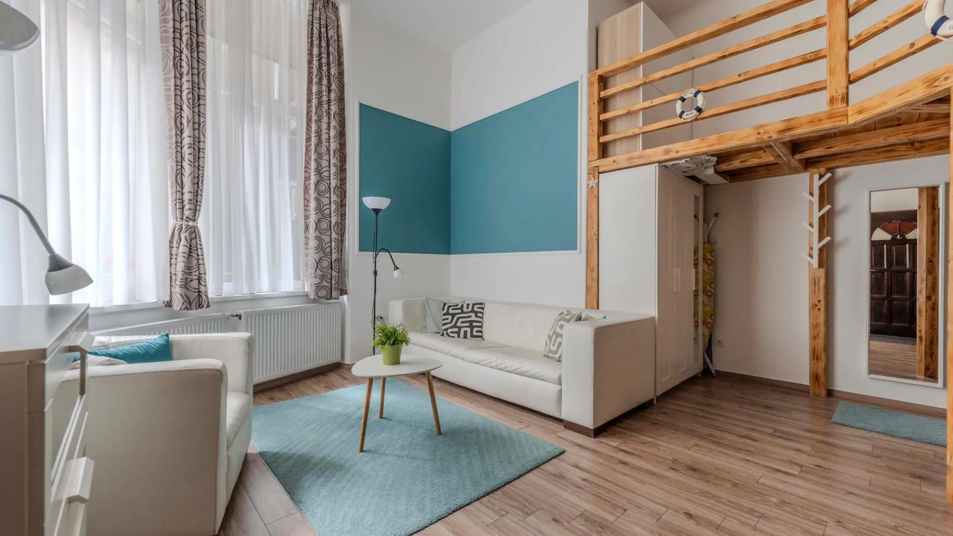 Mirage Apartments Vaci Street Budapest